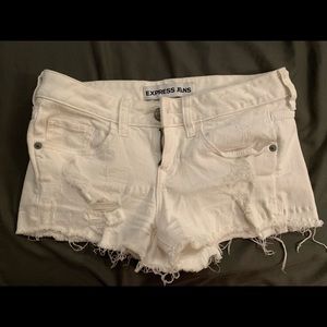Express Shorts